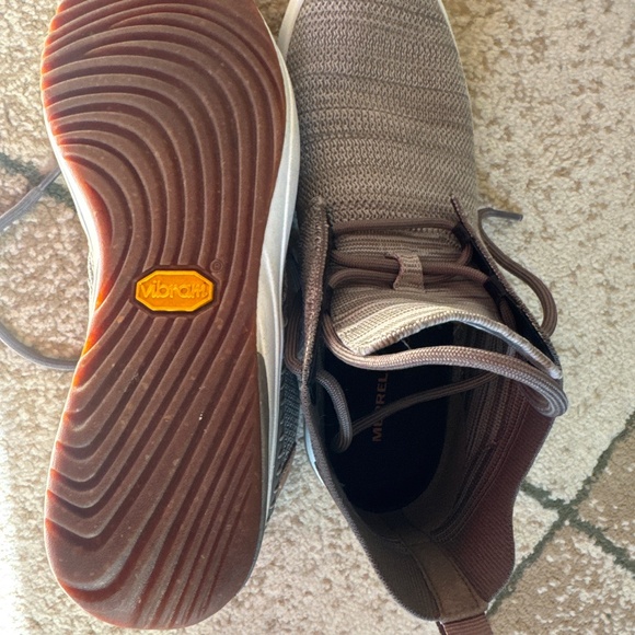Merrell - Picture 2 of 4